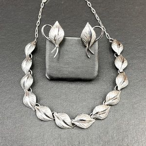 Sterling Bond Boyd Necklace and Earring Set